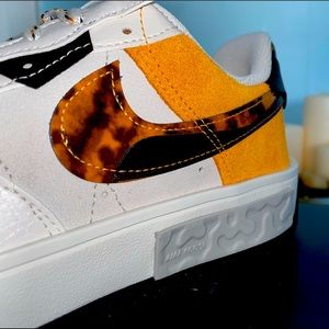 SOLD - W Air Force 1 Fontanka